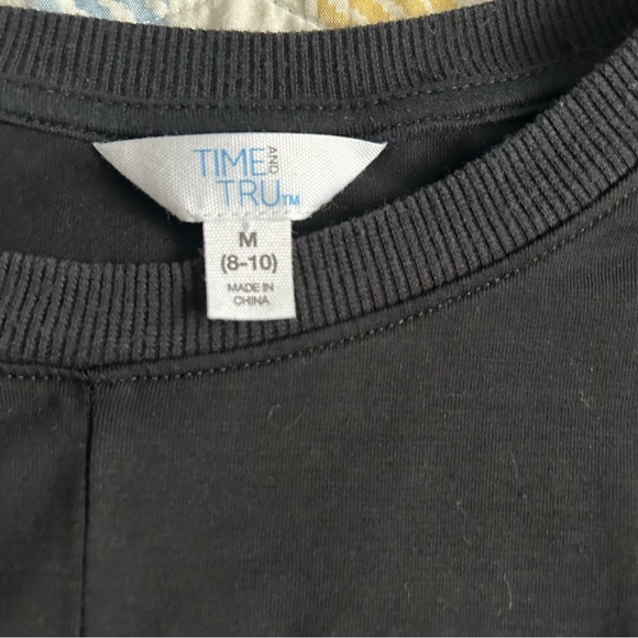 Time & tru black top twist front soft comfy medium - Picture 2 of 2